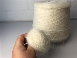 Chunky silk mohair - MEGET smuk snow white, 25 gram